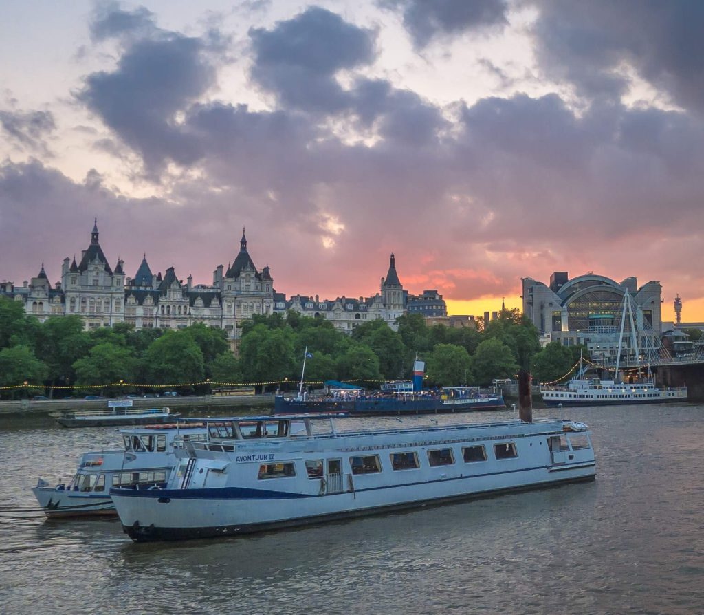 Thames River Dinner Cruise